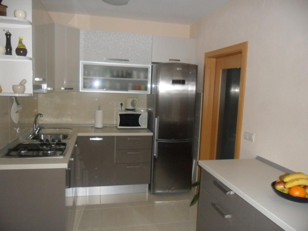 Apartment Zeljka Lovreta Makarska Exterior photo